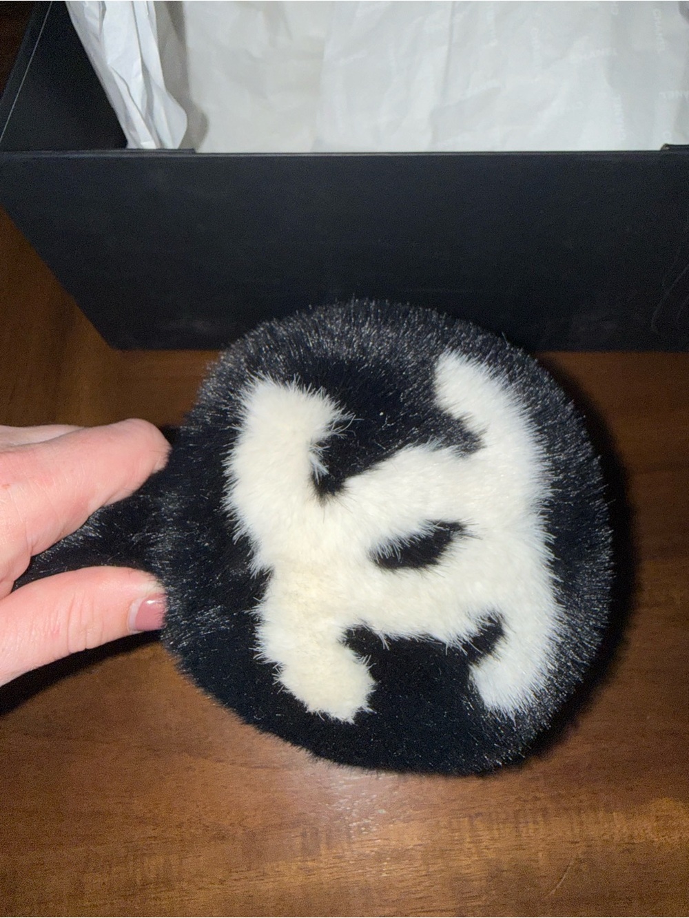 CHANEL Black and White Fur Logo Earmuffs - Picture 13 of 14